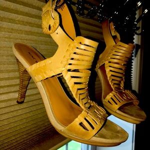 Natural leather heels